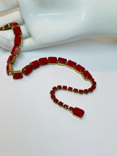 Weiss Red Prong Set Collar Necklace